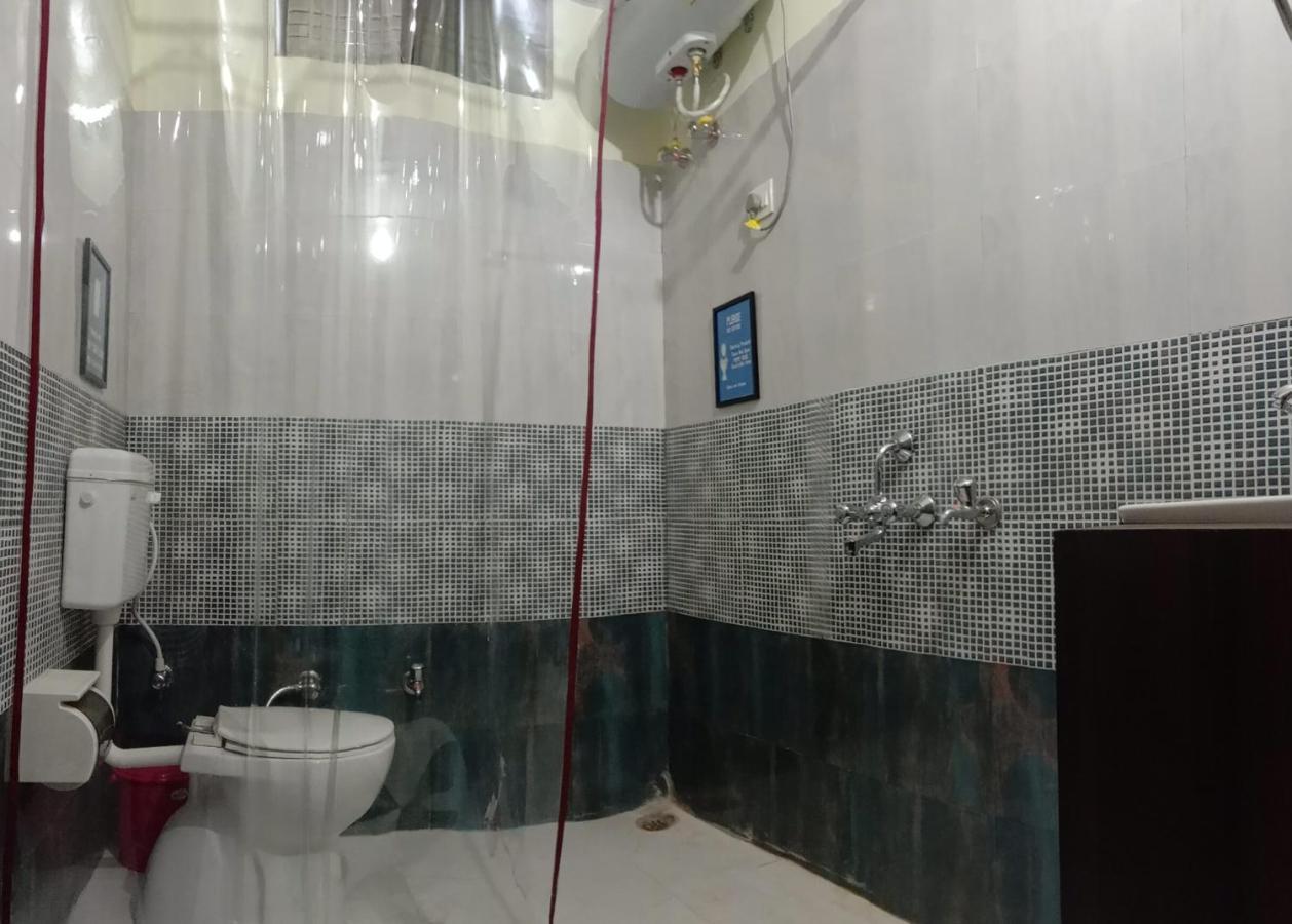 Albergue Hashtag Traveler'S Lucknow Exterior foto