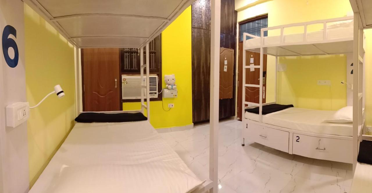 Albergue Hashtag Traveler'S Lucknow Exterior foto