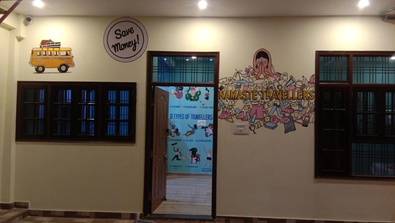 Albergue Hashtag Traveler'S Lucknow Exterior foto